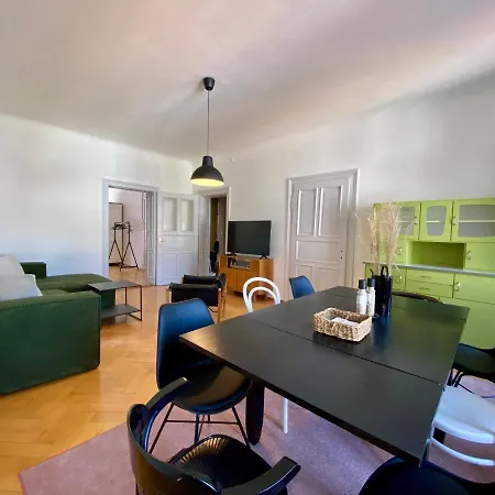 Stadtjuwel Mit Pfaenderblick Brégence Extérieur photo